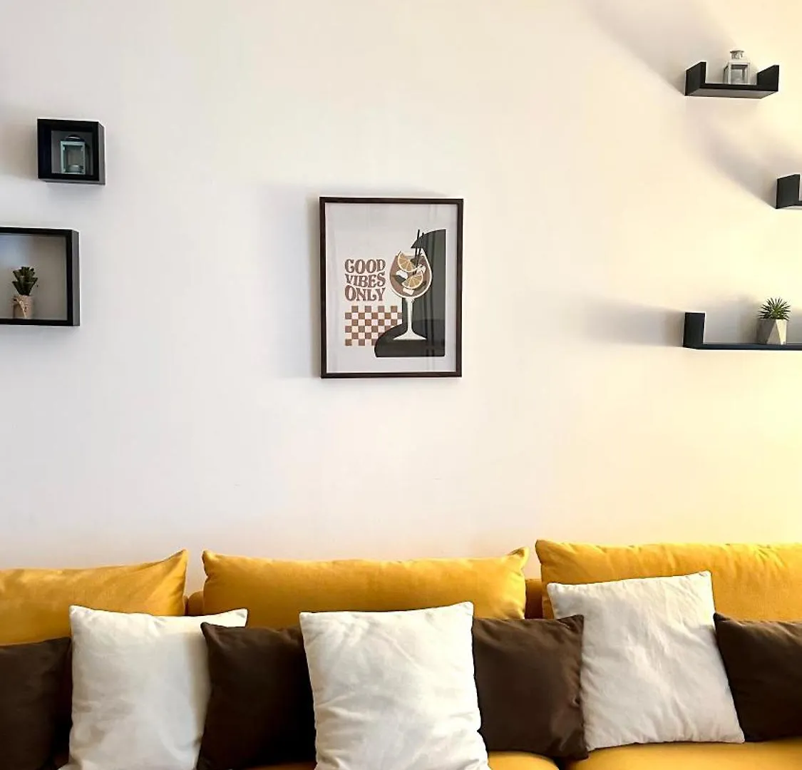 Ambasador 3 Apartament Tirana